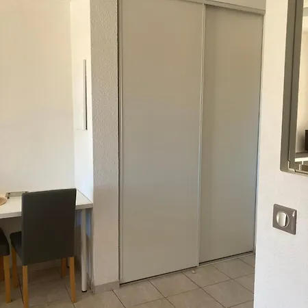 Le Ciel Bleu Ла-Сейн-сюр-Мер